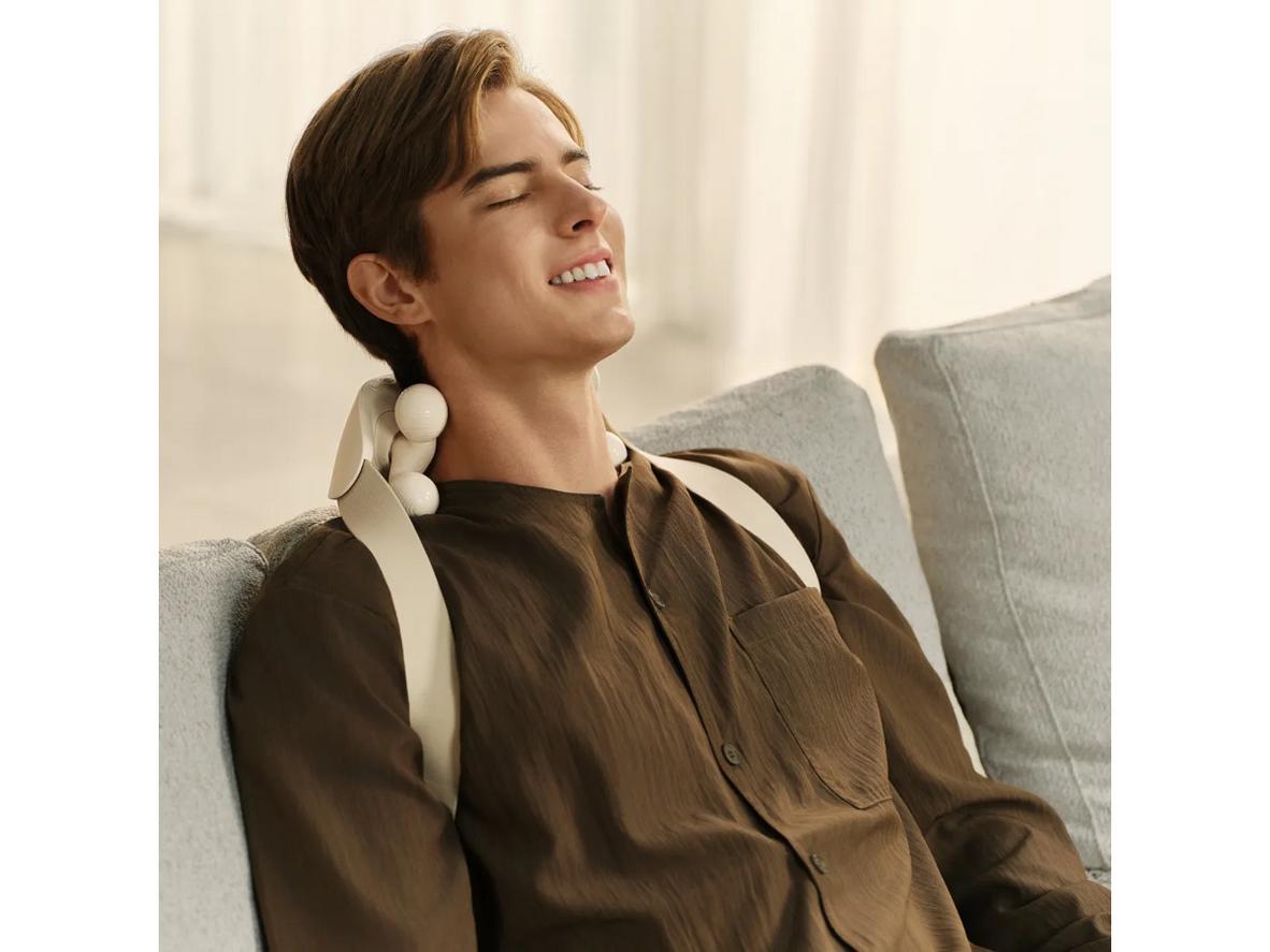 Công nghệ massage 3D TrueFeel™ trên SKG HS500-2