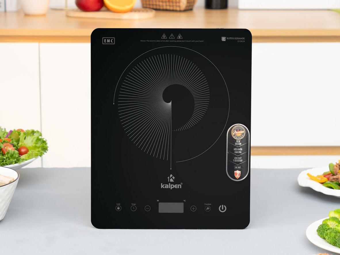 Mặt kính Super Keramik bền và dễ vệ sinh.