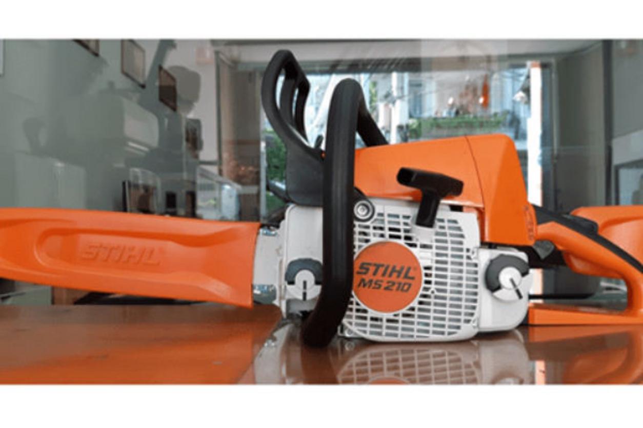 Tổng quan Máy cưa xích chạy xăng STIHL MS-210 (lam 18)