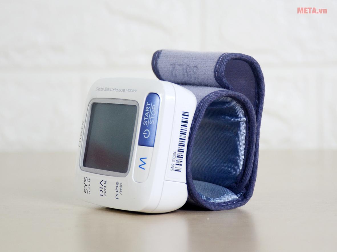 Tổng quan Máy đo huyết áp điện tử tự động CH-650