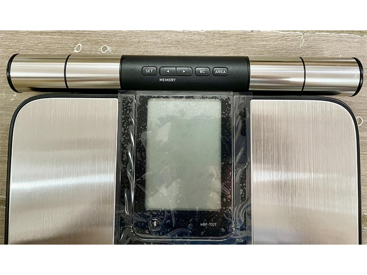 Máy đo thành phần cơ thể Omron HBF-702T