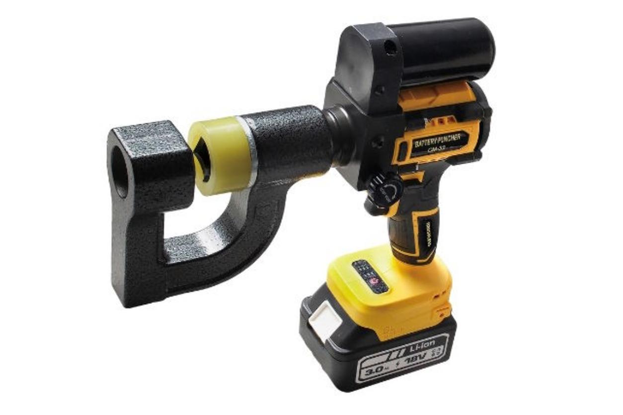 Tổng quan Máy đột lỗ tôn máng cáp thủy lực dùng pin Changyou CM-32