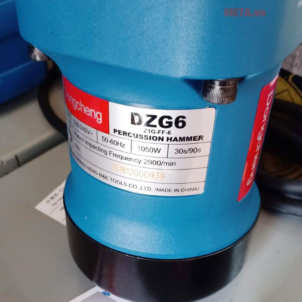 Công suất 1050W giúp đục phá ổn định