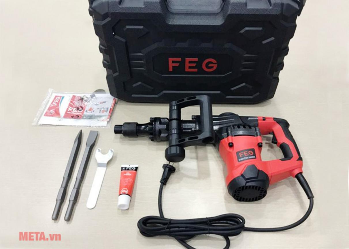 Công suất 1300W giúp máy đục nhanh và mạnh hơn