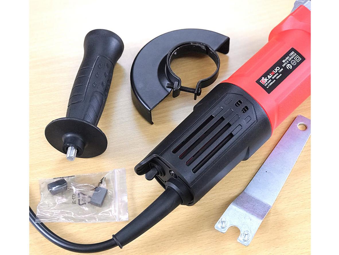 Đĩa 100mm và tốc độ cao cho hiệu quả mài cắt tốt.