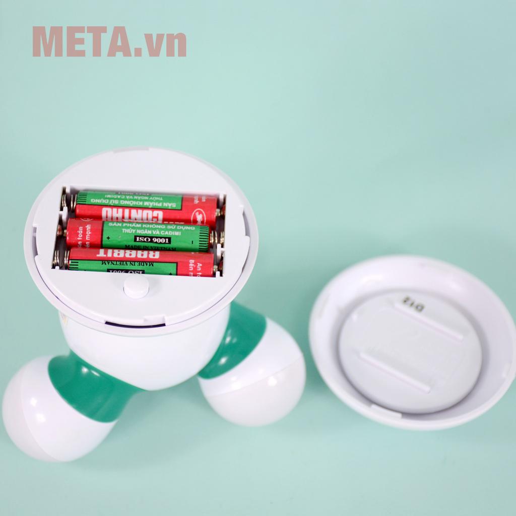 Dùng 3 pin AAA tiện lợi, linh hoạt mọi nơi.