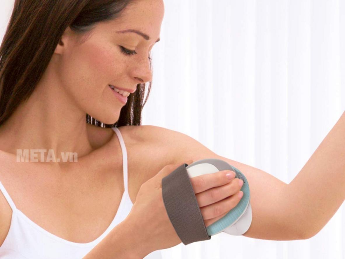 Máy massage tan mỡ, giúp săn chắc, làm mịn vùng da sần vỏ cam HoMedics CELL-100-EU