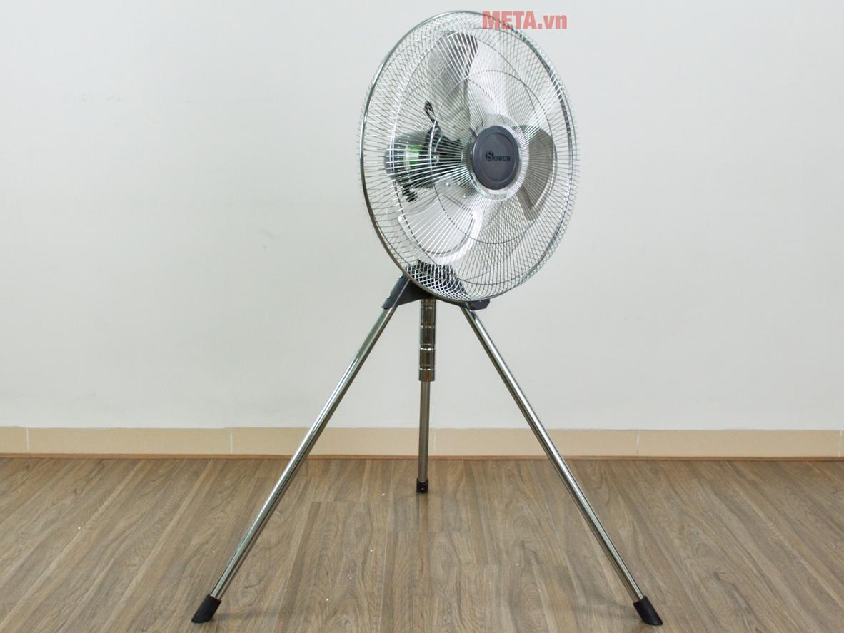 Mô tơ dây đồng và trục vòng bi giúp quạt chạy bền hơn.