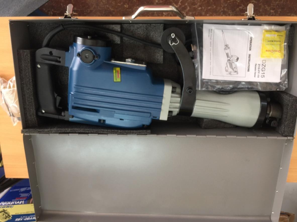 Mũi đục lục giác 30mm của DongCheng DZG03-15