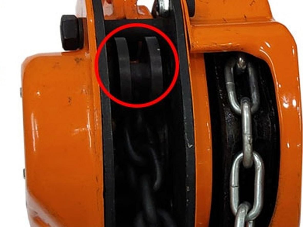 Khả năng nâng 5 tấn ổn định cho tải nặng.
