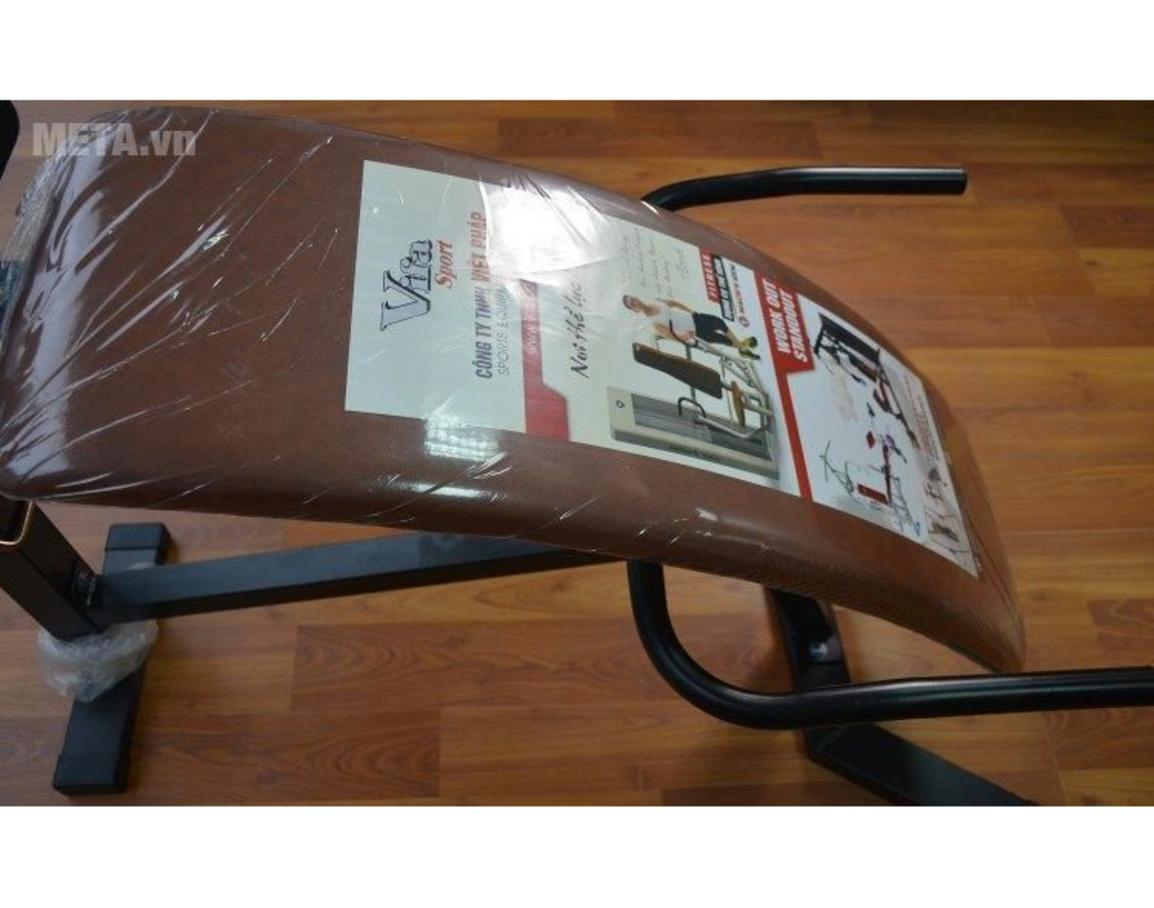 Nệm mút êm ái 2.5 cm của Ghế cong tập bụng Vifa 601003 (Ben Pro)