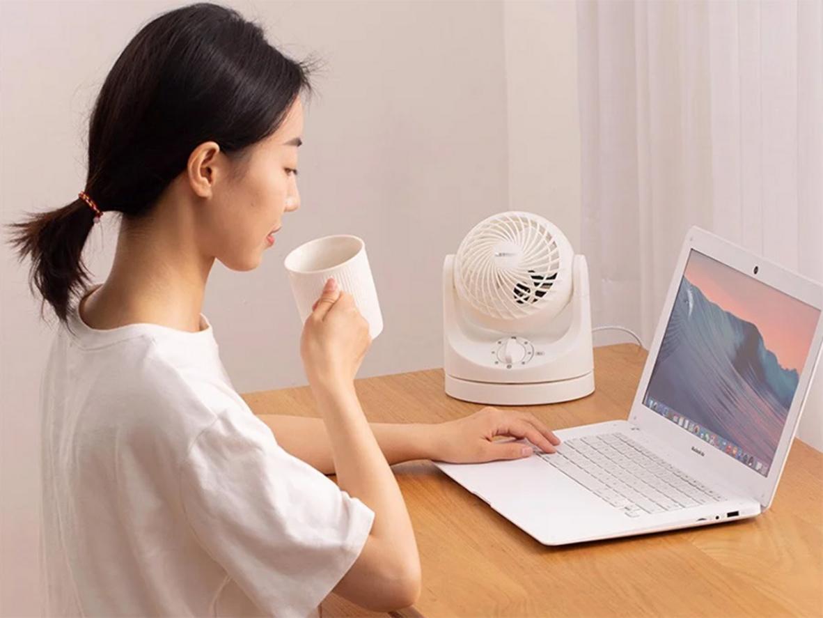 Kích thước nhỏ giúp dễ đặt ở nhiều góc phòng.