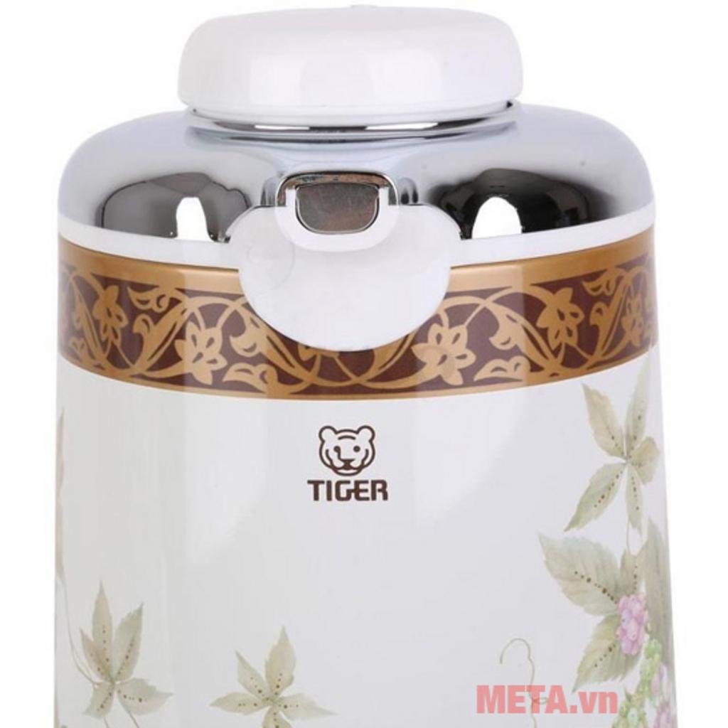 Ruột thủy tinh giúp giữ vị nước tinh khiết và dễ vệ sinh.