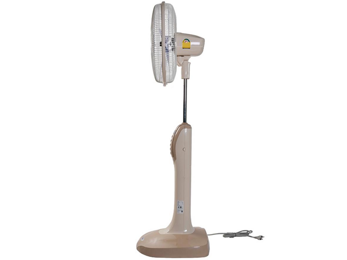 Sải cánh 40cm cho luồng gió rộng và ổn định.