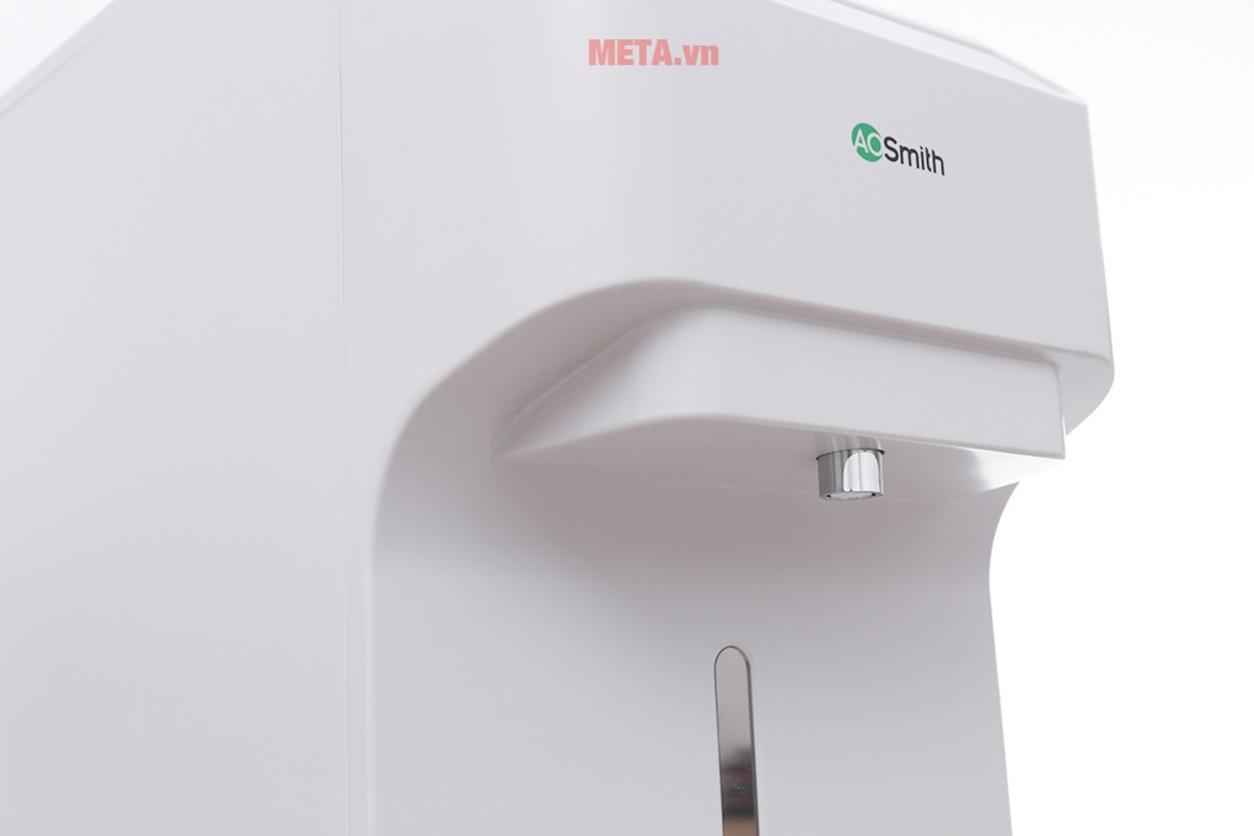 Thiết kế nhỏ gọn, đẹp mắt trên bàn bếp.