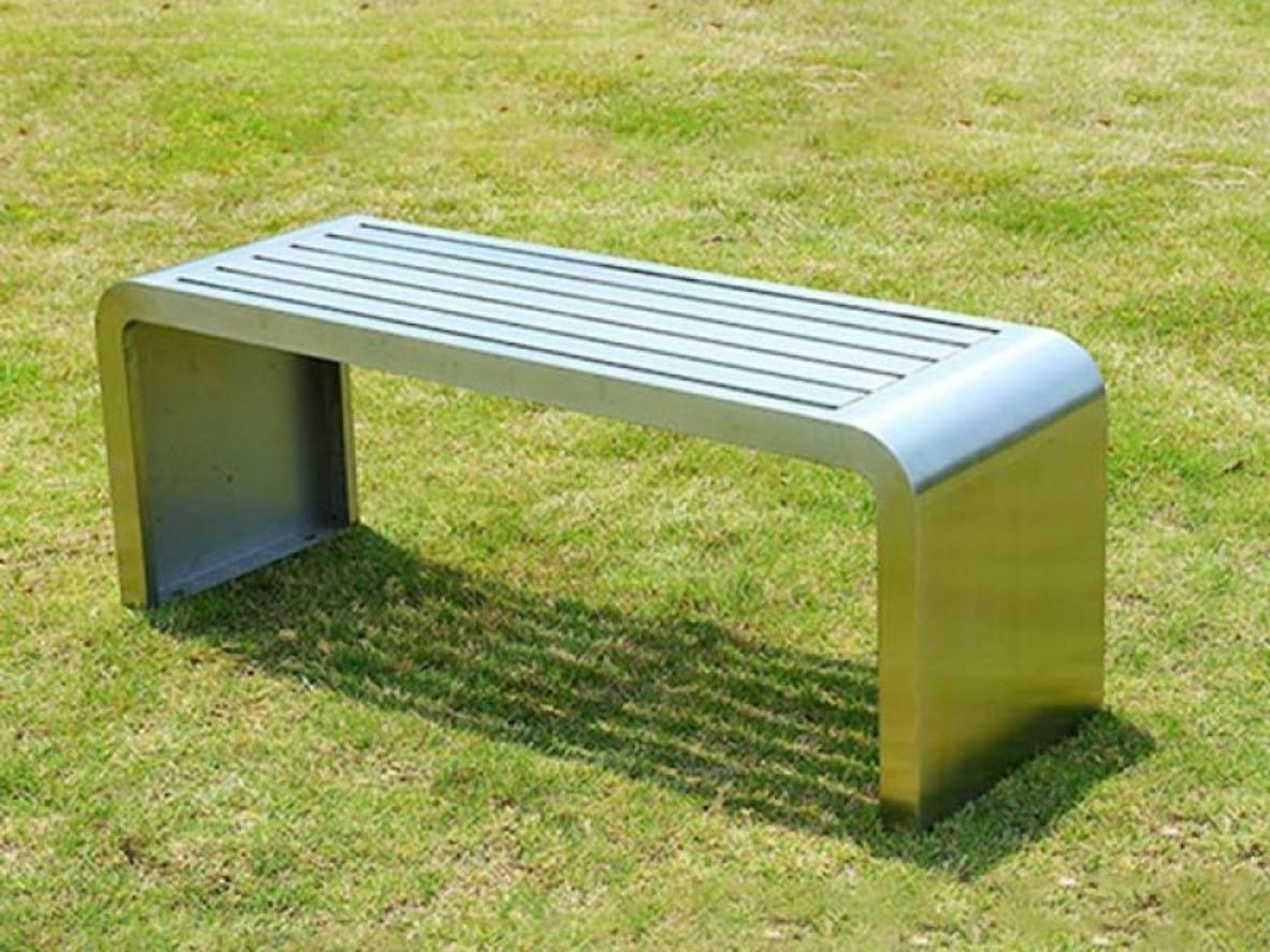 Thiết kế không tựa lưng tối giản, tiết kiệm không gian