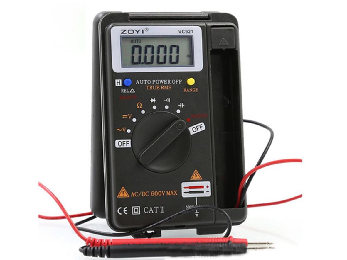True RMS và màn hình LCD 4000 counts giúp đo rõ ràng, ổn định.