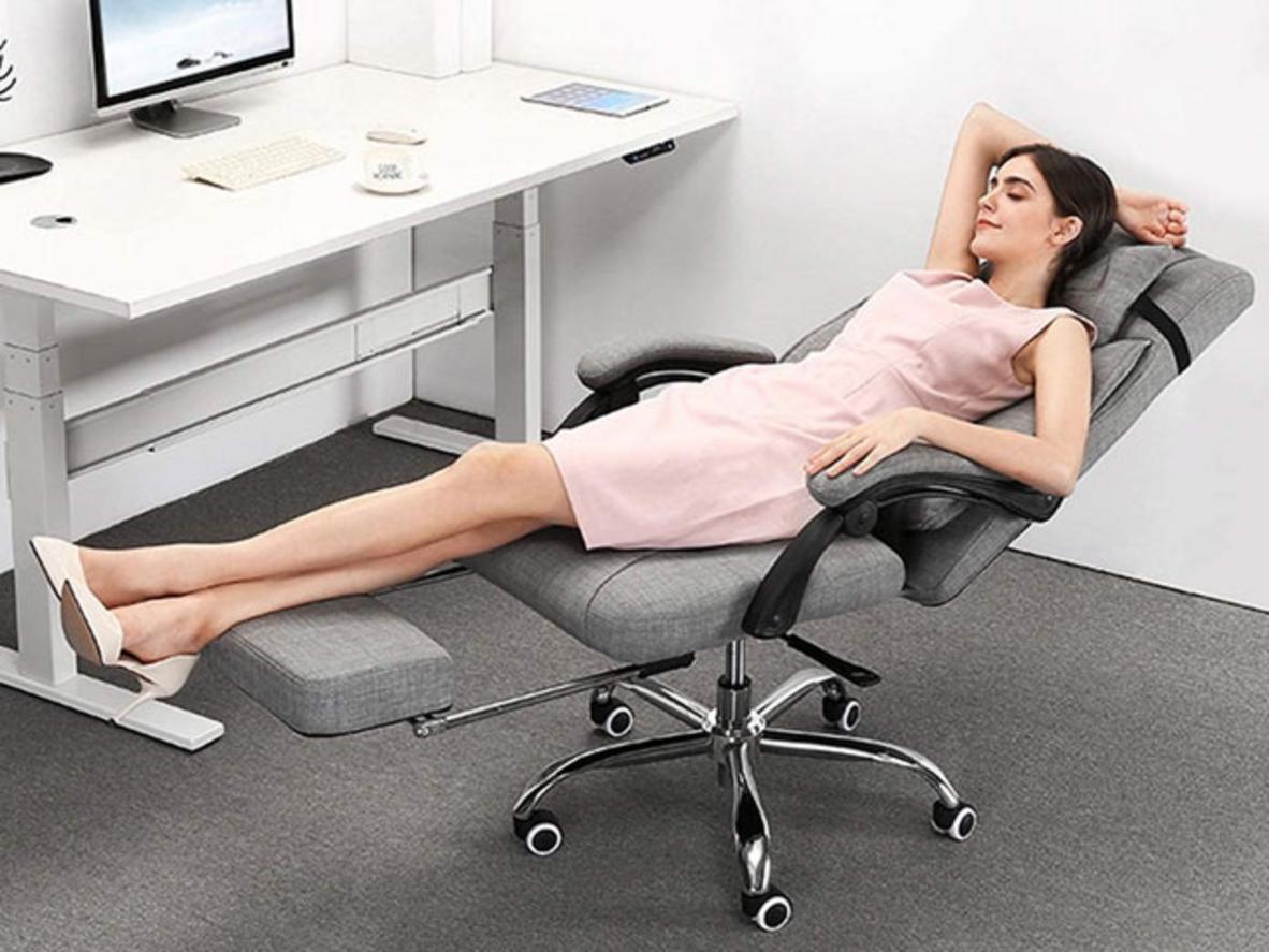 Ghế nhân viên là lựa chọn phổ biến cho nhu cầu làm việc cơ bản và tối ưu chi phí.