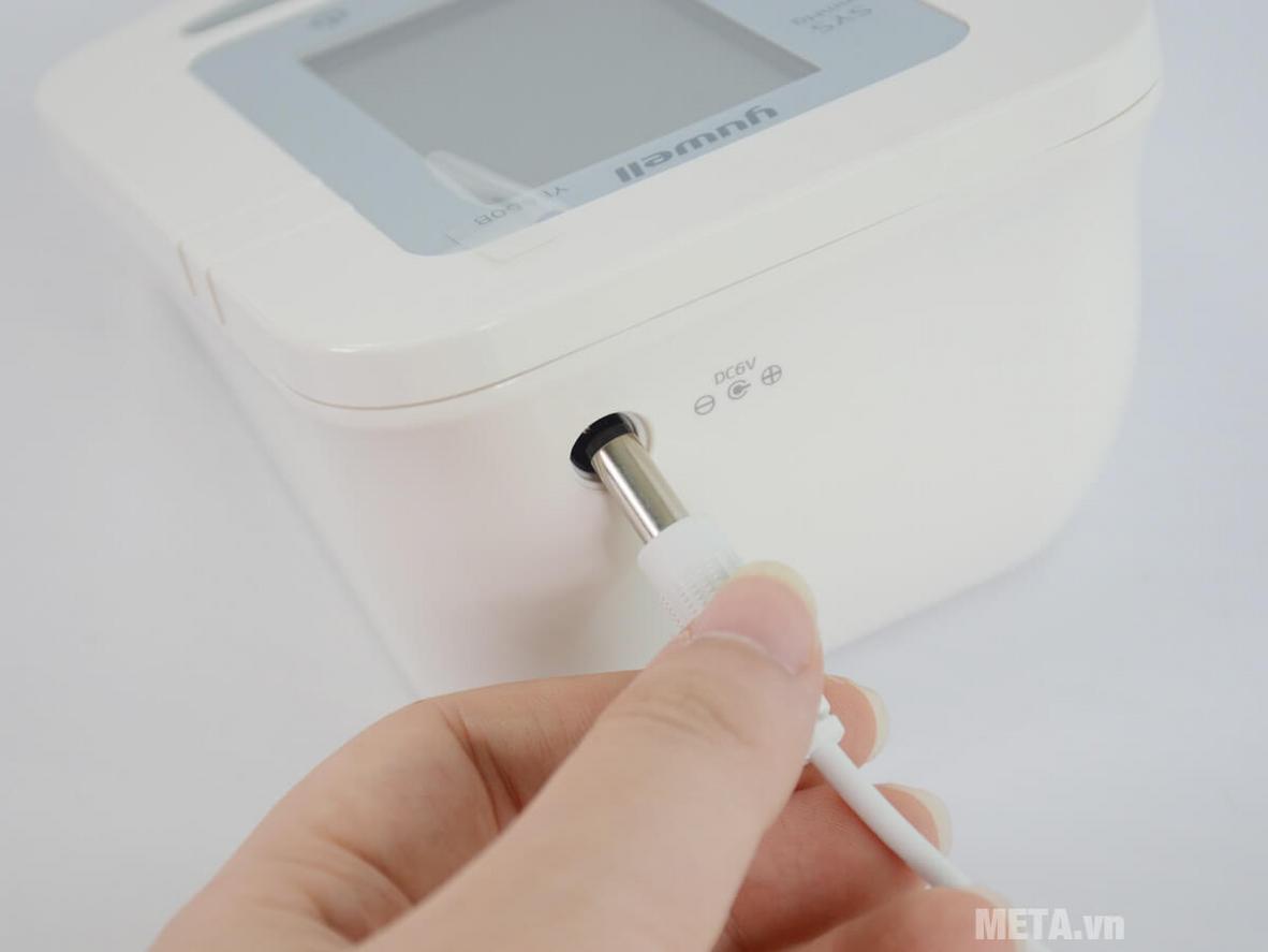 Vòng bít vừa vặn, dùng pin hoặc USB linh hoạt