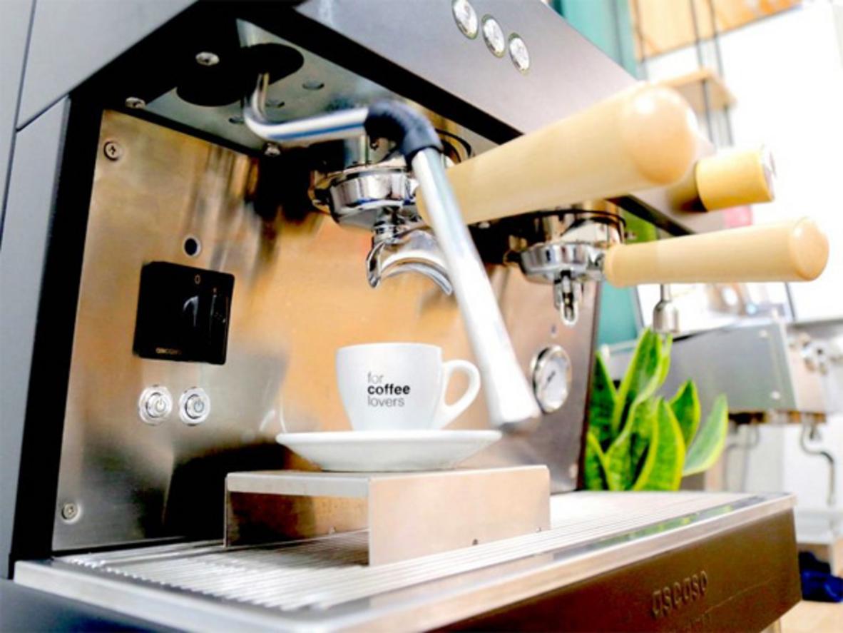 Cấu hình 2 group hỗ trợ phục vụ đồng thời, phù hợp giờ cao điểm.