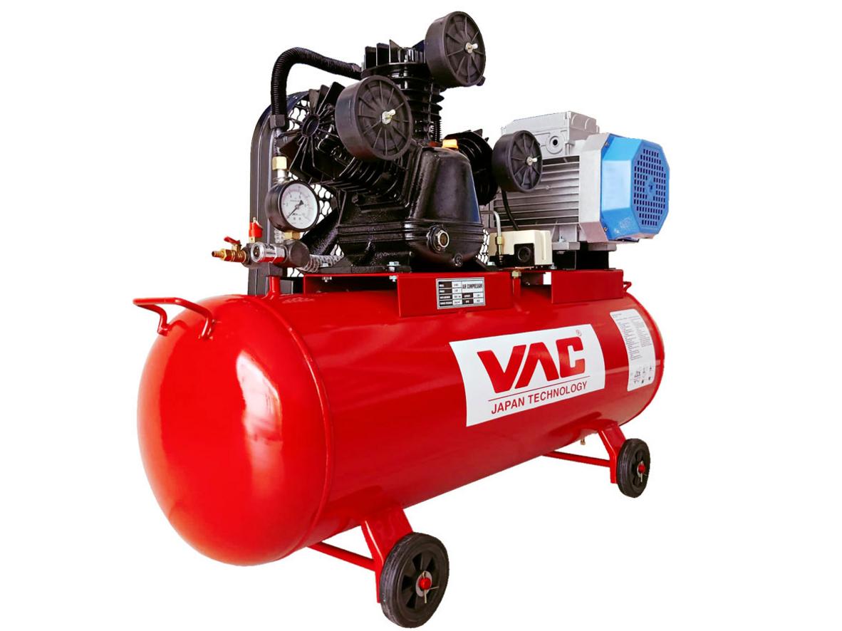 3 đầu bơm tua chậm giúp nạp nhanh và vận hành bền hơn.