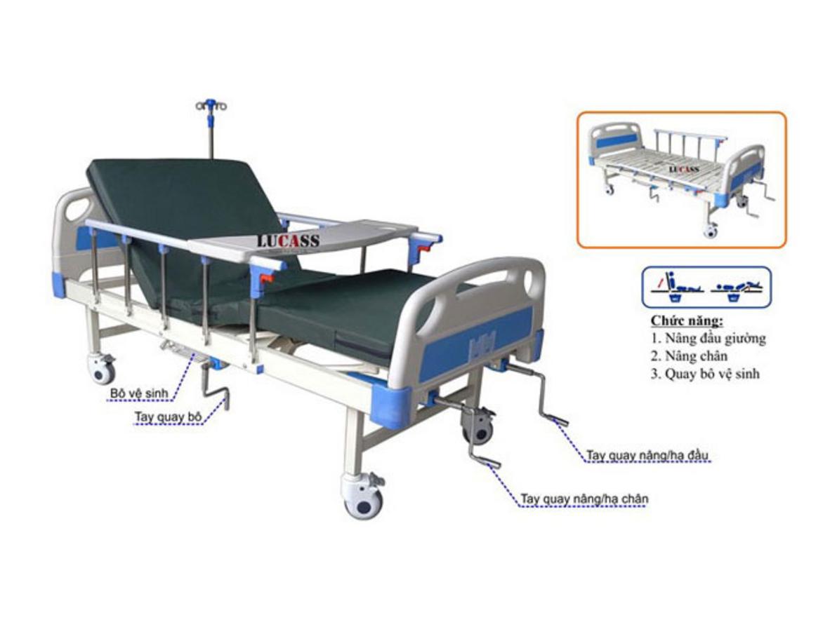 3 tay quay cơ học giúp điều chỉnh chức năng giường bệnh Lucass GB-C43 dễ và chủ động hơn.