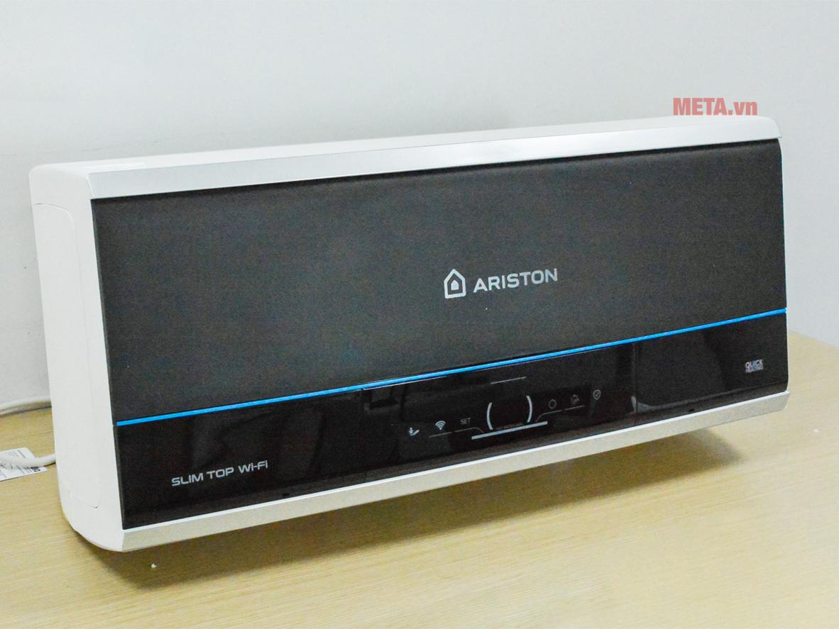 Dung tích 30 lít và công suất 2500W