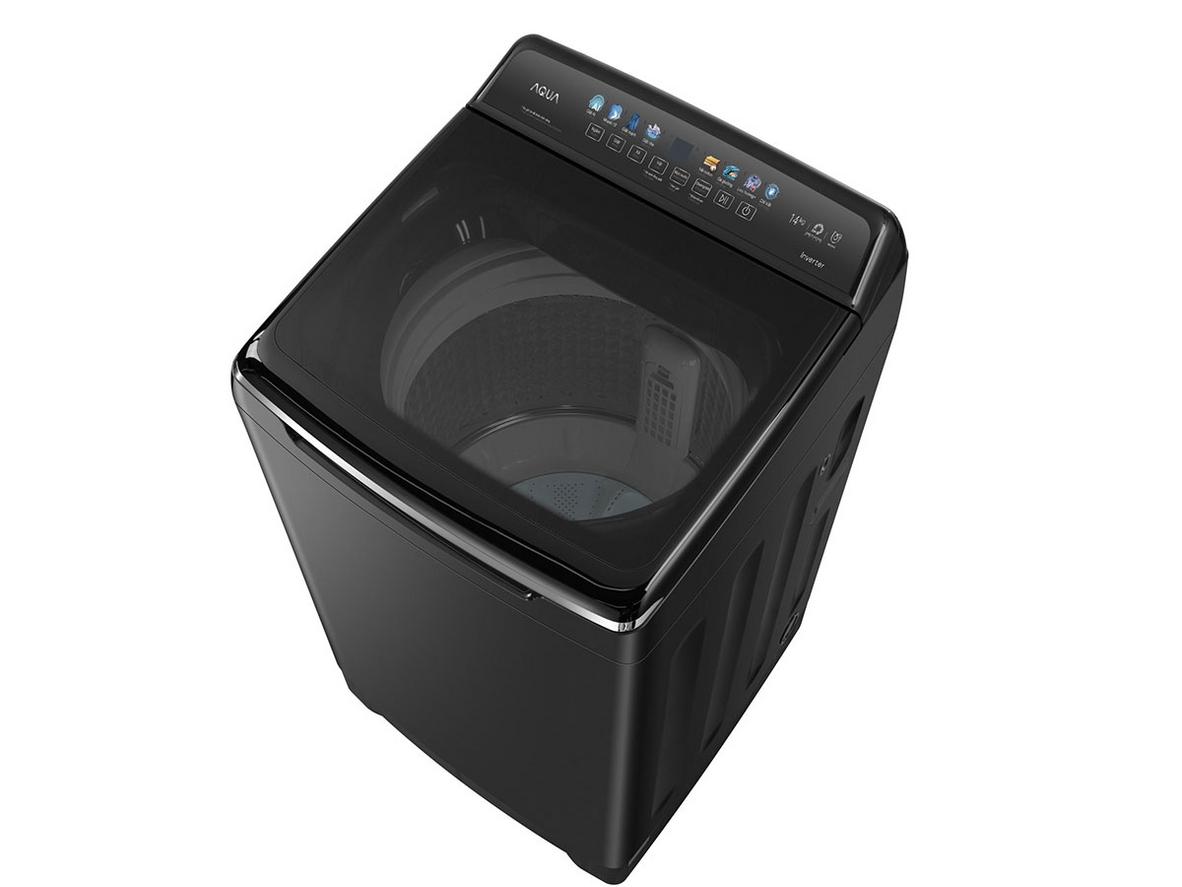 Tốc độ vắt 650 vòng/phút giúp quần áo ráo nước nhanh hơn.