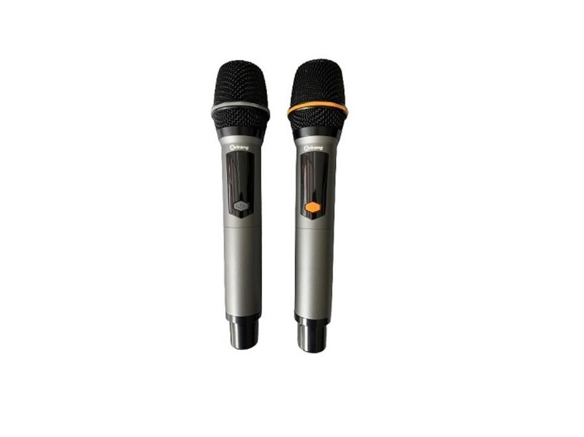 Cấu hình 3 loa 3 đường tiếng và DSP kép giúp Arirang AM2 hát rõ, dễ dùng hơn.