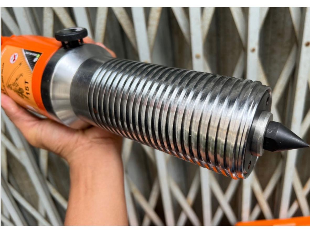 Thiết kế 3 chấu giúp phân bổ lực đều và hạn chế trượt lệch.