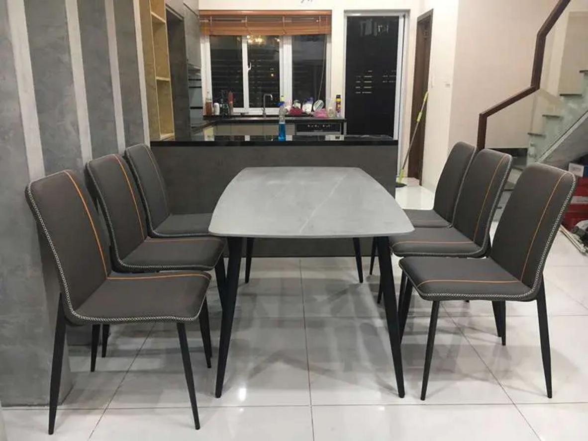 Giữ một phong cách xuyên suốt giúp không gian sống đồng bộ và dễ hoàn thiện hơn.