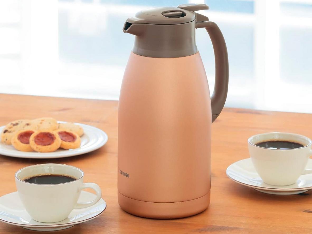 Cấu trúc inox hai lớp cách nhiệt chân không giúp bình giữ nhiệt ổn định trong thời gian dài.