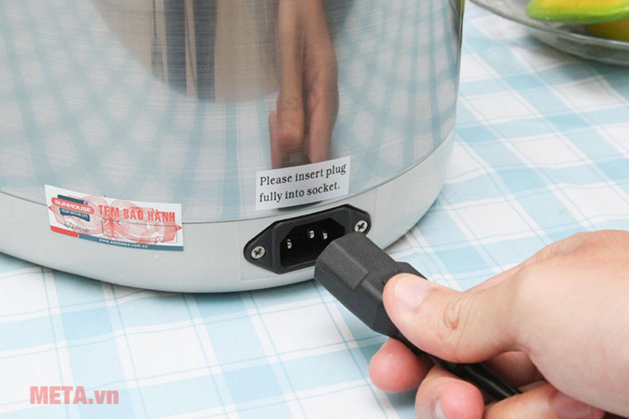 3 cách lấy nước giúp thao tác linh hoạt trong nhiều tình huống sử dụng.