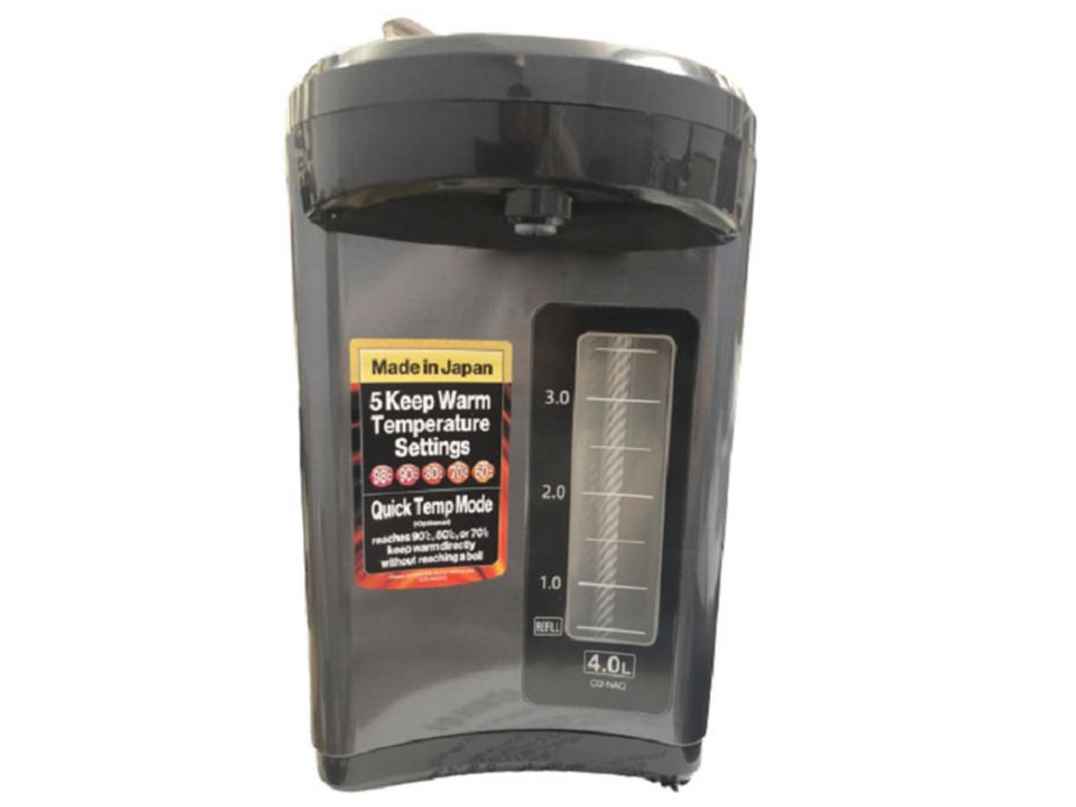 Bình thủy điện Zojirushi CD-NAQ40V-BM 4 lít với thiết kế đen kim loại sang trọng.