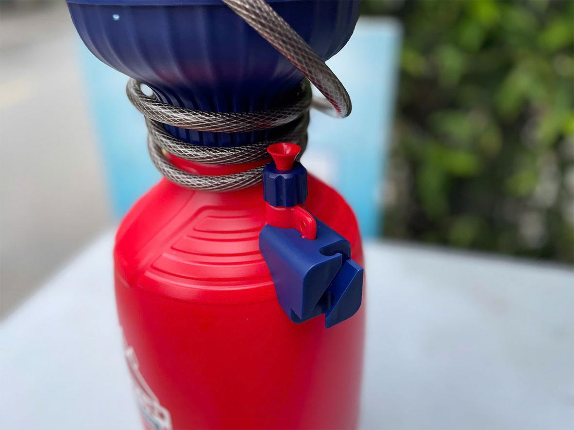 Cần bơm nhôm và cần phun inox giúp tăng độ bền khi sử dụng thường xuyên.
