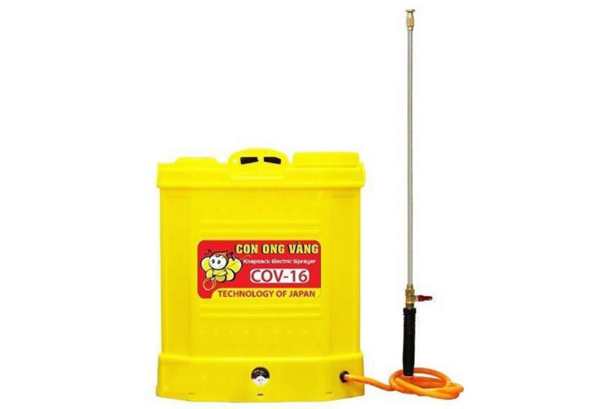Bình xịt Con Ong Vàng COV-16D: dung tích lớn, thao tác nhàn hơn, phù hợp phun diện rộng.