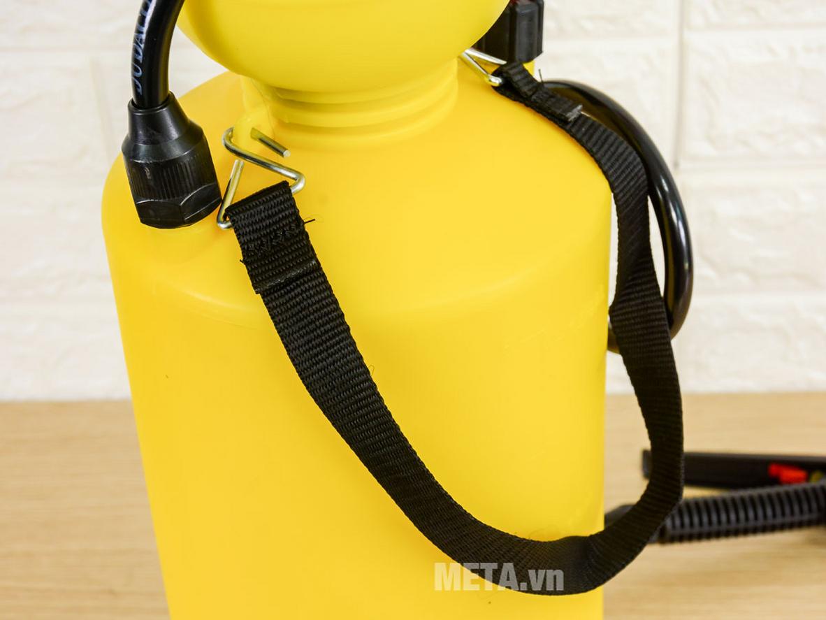 Bình xịt xách tay kiểu Châu Âu Dudaco SR06 (6L) gọn nhẹ, dễ thao tác cho gia đình và nhà vườn nhỏ.