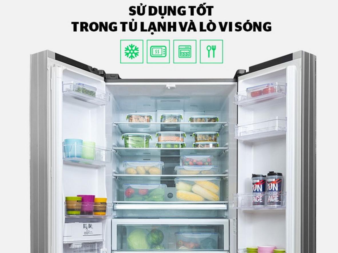 Cơ chế khóa 4 cạnh giúp nắp hộp đóng chặt và kín mùi.
