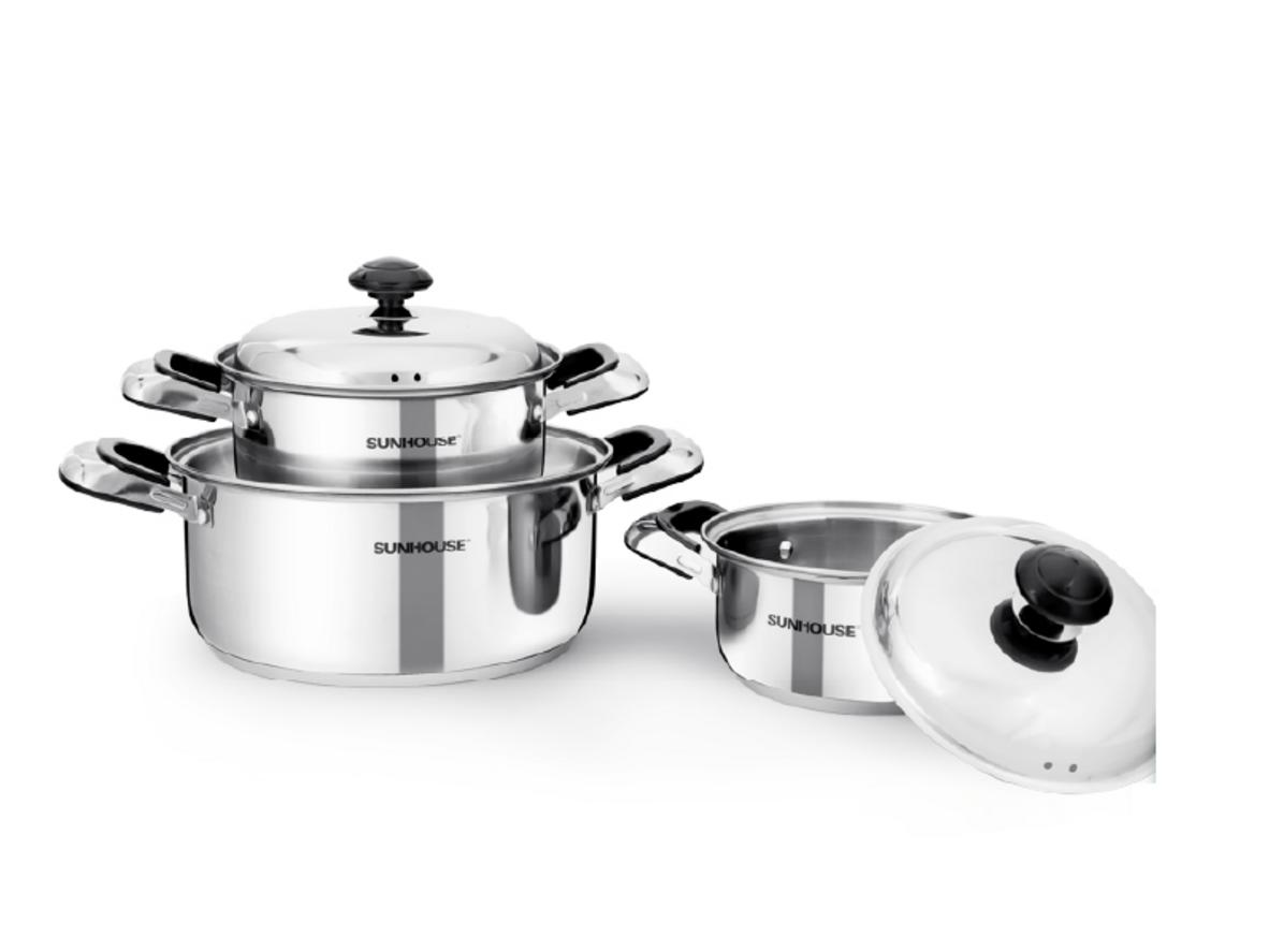 Bộ 3 nồi inox 3 đáy Sunhouse SH333 với 3 size tiện dụng cho nấu ăn hằng ngày.