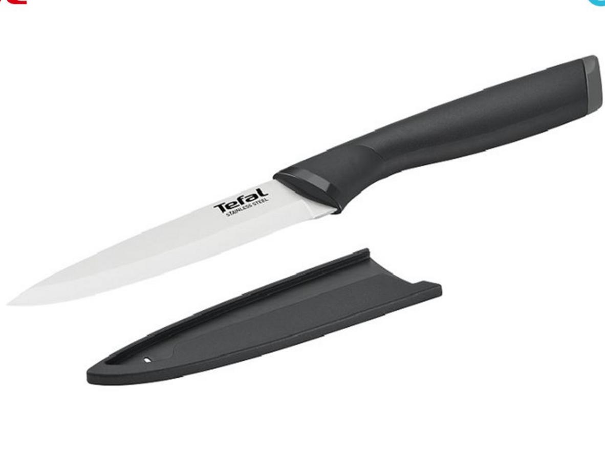 Bộ dao làm bếp 4 món Tefal Comfort K221S475 gồm 4 kích thước dao tiện dụng cho nhu cầu sơ chế hằng ngày.