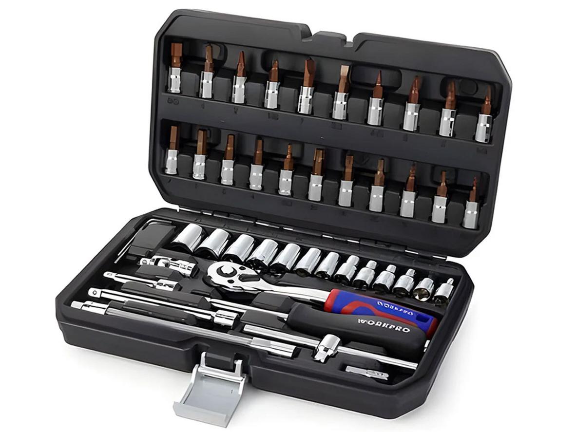 Bộ đầu cờ lê Workpro WP202540 46 chi tiết gọn trong hộp đựng chuyên dụng.