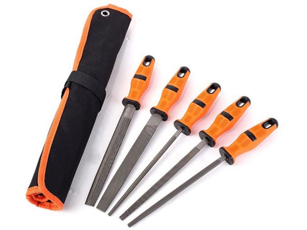 Bộ giũa sắt 5 chi tiết Asaki AK-3766 gồm 5 dạng giũa đa năng, dễ dùng cho nhiều kiểu gia công.
