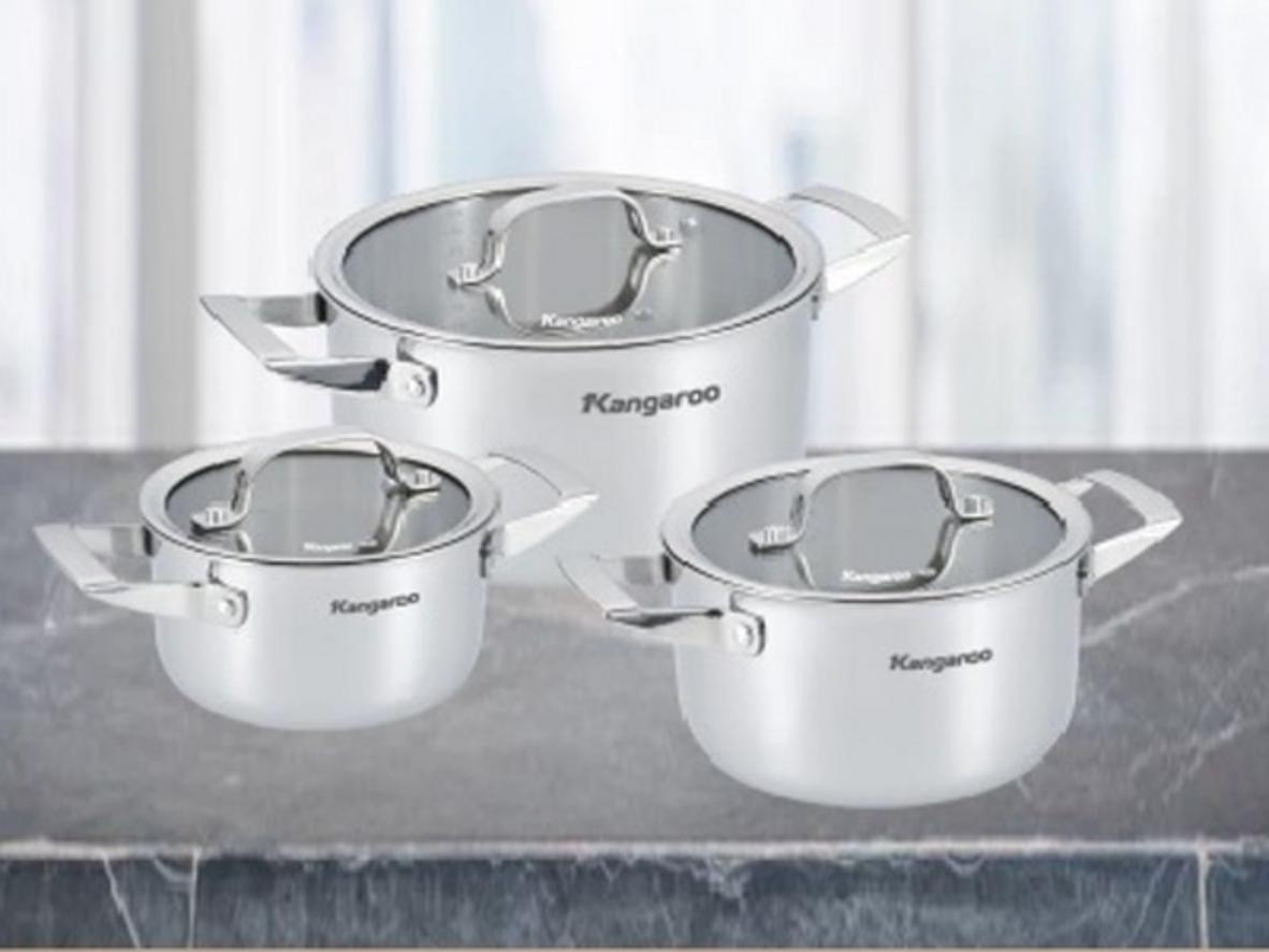Bộ nồi Kangaroo KG304IP2 gồm 3 size phổ biến, phù hợp nấu ăn hằng ngày cho gia đình.