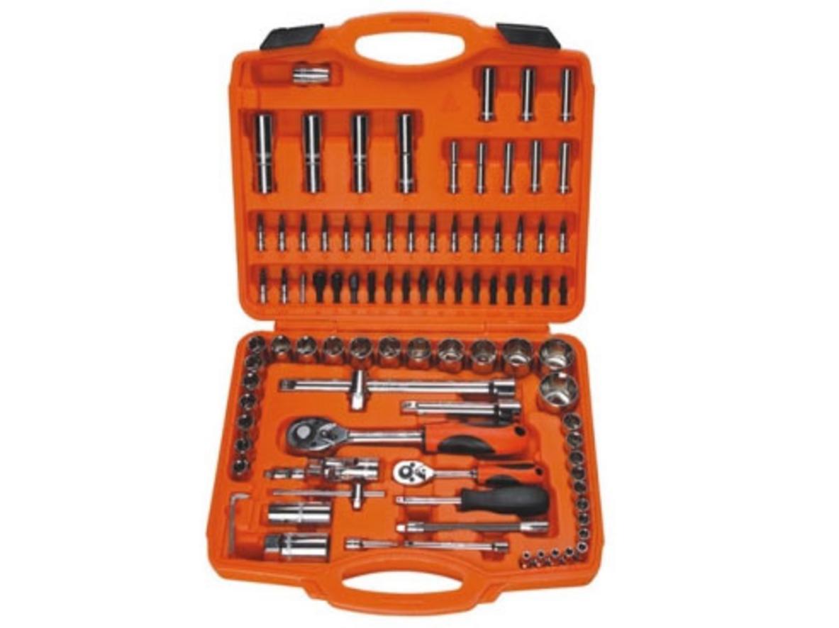 Bộ khẩu Asaki AK-9752 94 chi tiết với 2 chuẩn 1/4 inch và 1/2 inch.