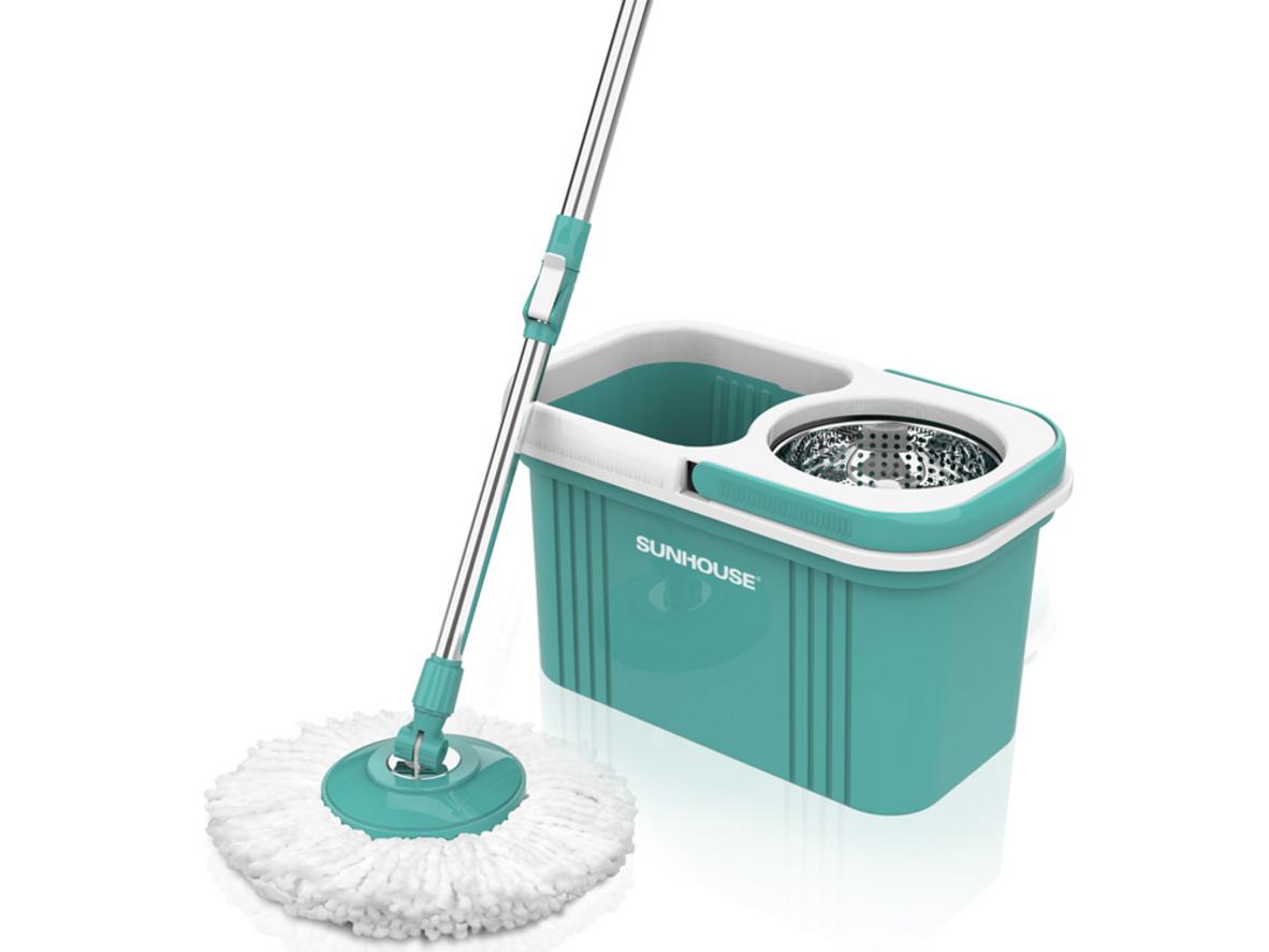 Bộ lau nhà xoay 360 độ Sunhouse KS-CL330S với thiết kế bền chắc, vắt khô nhanh.