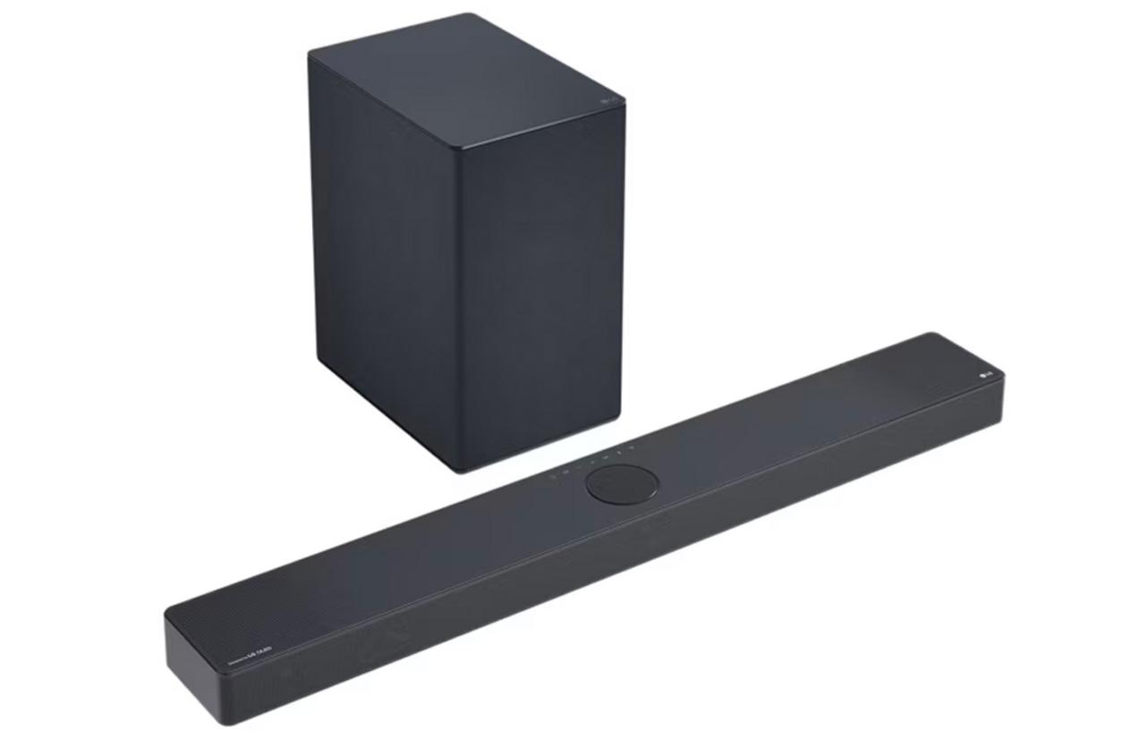 Bộ loa thanh LG SC9S 400W tối ưu cho trải nghiệm xem phim tại nhà.
