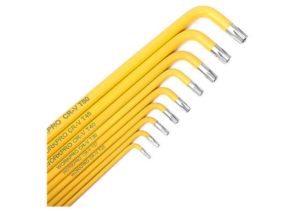 Workpro WP222008 với đầu sao Torx có lỗ, phù hợp nhiều vị trí thao tác.