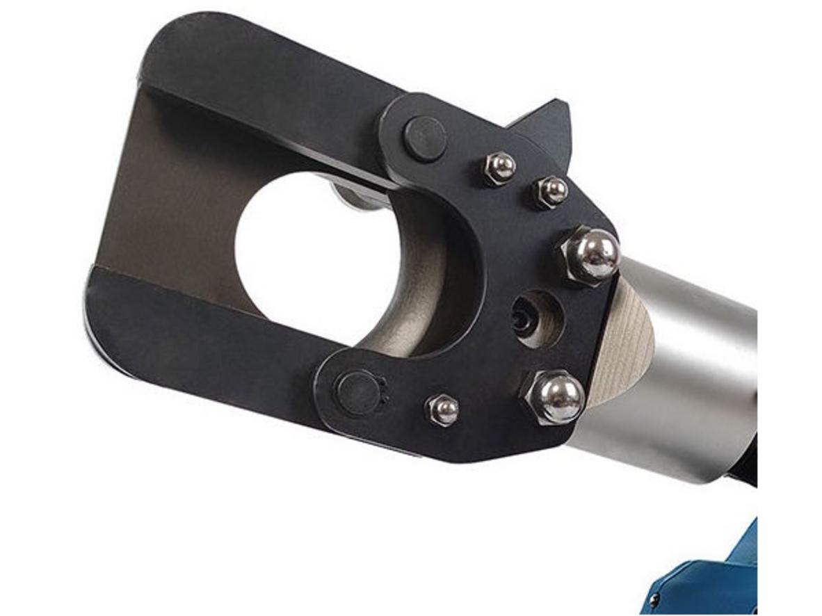 Cắt cáp Ø55 mm nhanh gọn, giảm đổi máy giữa ca làm