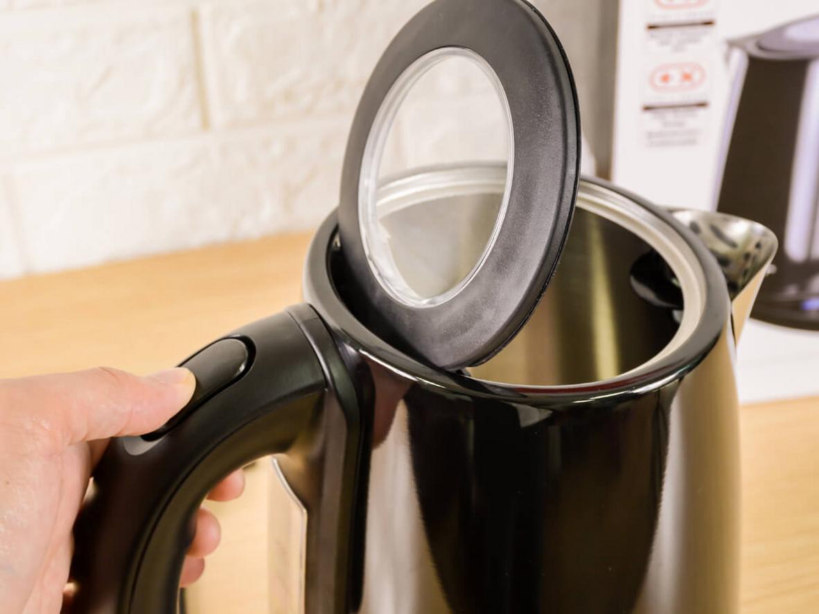 Công suất lớn giúp Cloer 4950 đun nước nhanh, phù hợp nhịp sinh hoạt bận rộn.