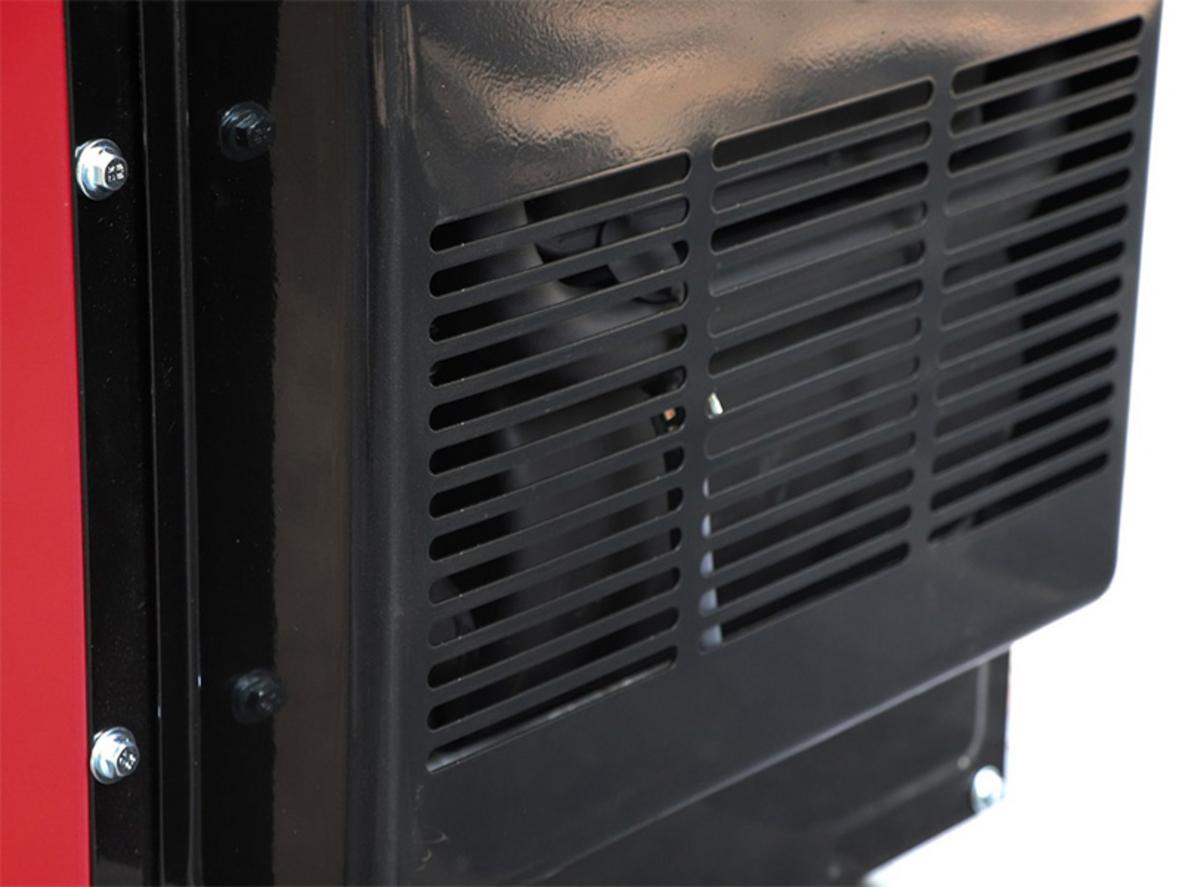 Công suất liên tục 5.0 kW đáp ứng nhiều thiết bị gia đình và cửa hàng nhỏ.